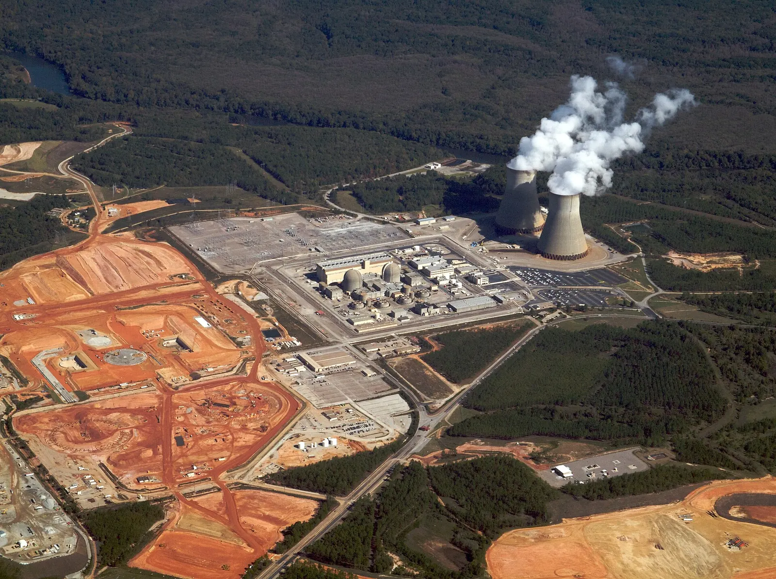 Aerial view of the Vogtle nuclear plant in Georgia during construction of Units 3 and 4